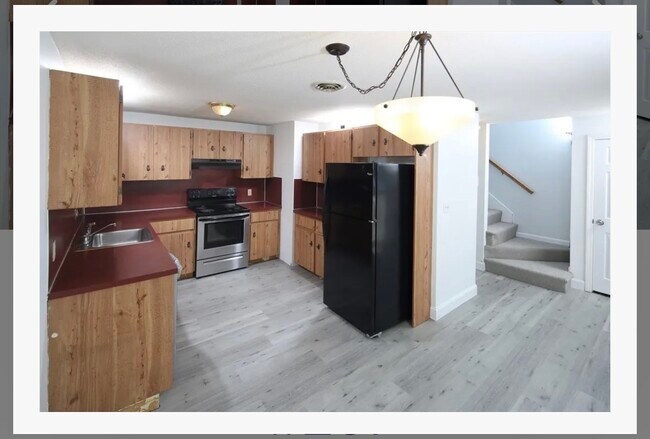 Foto del edificio - 261 Twin Lakes Dr