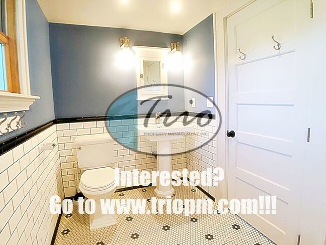 Foto del edificio - Historic Eugene 4 br / 2 ba house available