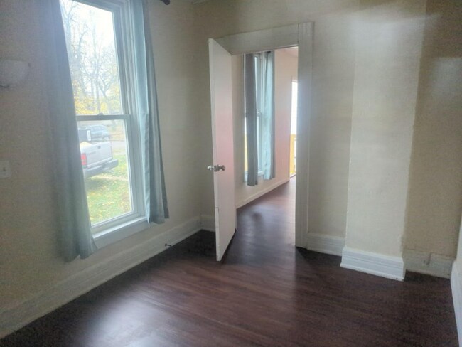 Foto del edificio - 912 Willow Ave