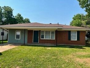 Building Photo - 4613 Givens St