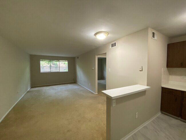 Foto del edificio - 7108 Horner Ave