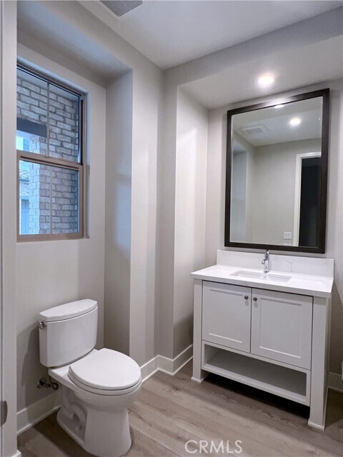 Building Photo - 173 Fairgreen