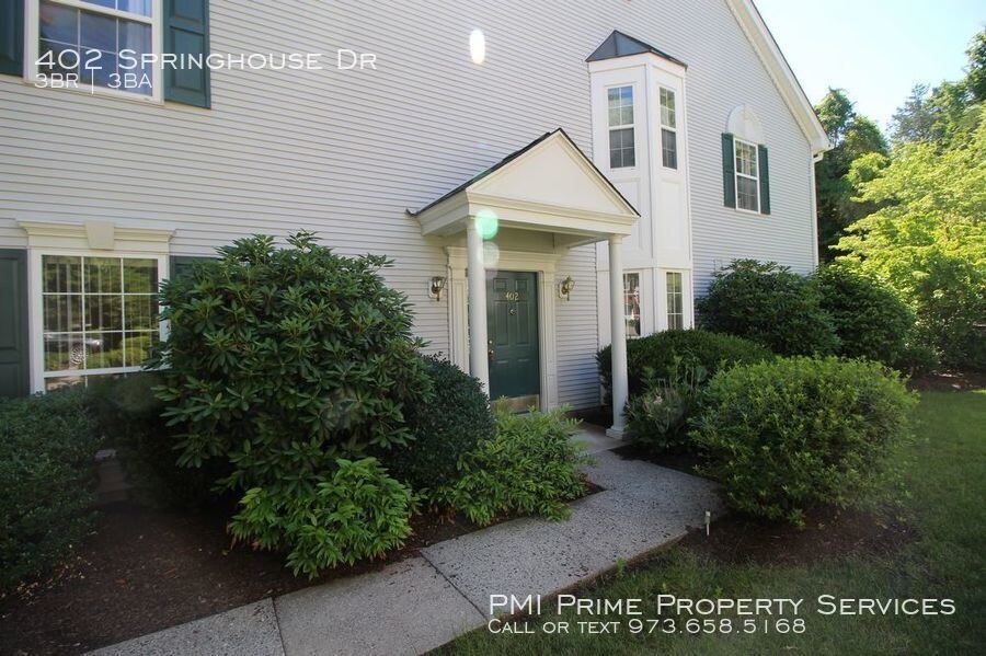 Primary Photo - Whitehouse Station - 3BR / 2.5 Bath townhome