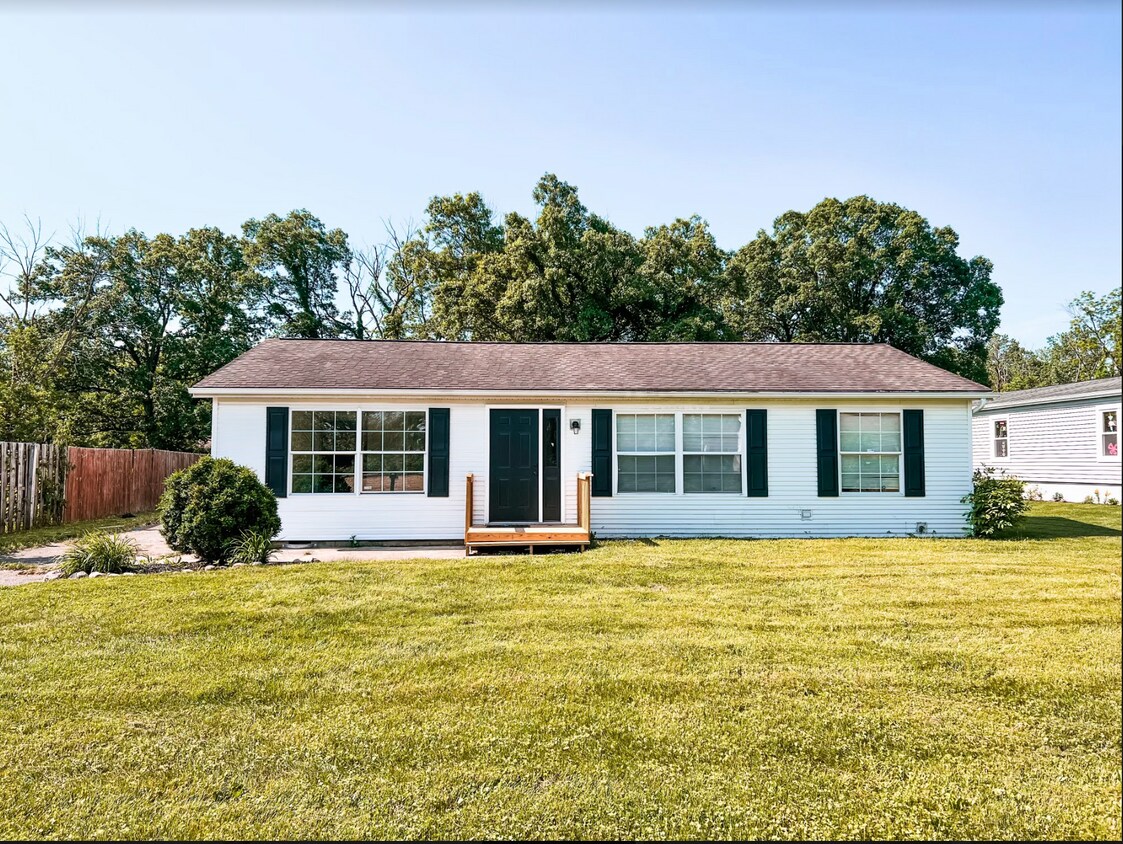 Primary Photo - 3571 Lincoln Rd