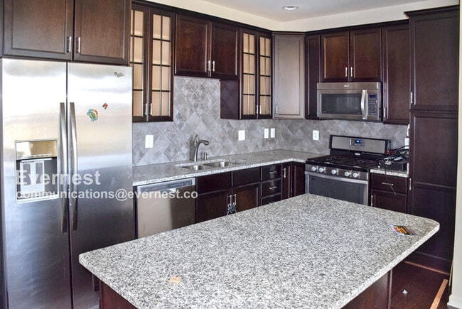 Building Photo - 23514 Hopewell Manor Terrace