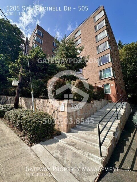 Foto del edificio - 1205 SW Cardinell Dr