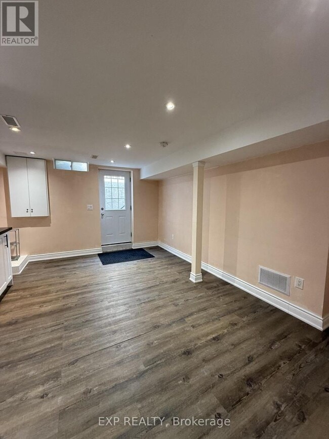 Photo du bâtiment - 37 Jasper Crescent