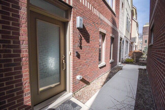 Foto del edificio - 330 Pennsylvania Way