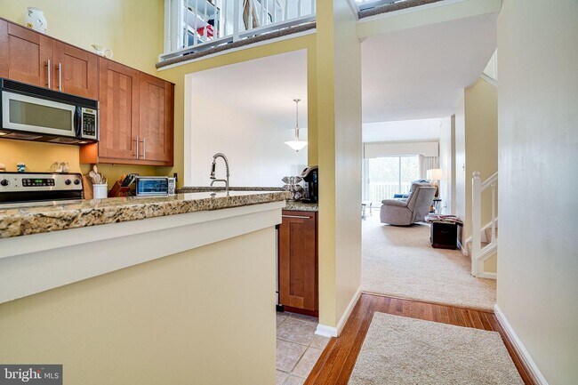 Foto del edificio - 2810 Yarling Ct