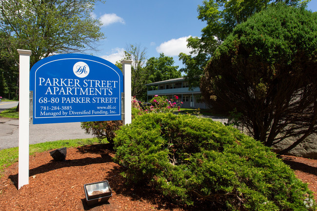 Building Photo - Parker Street Apartments