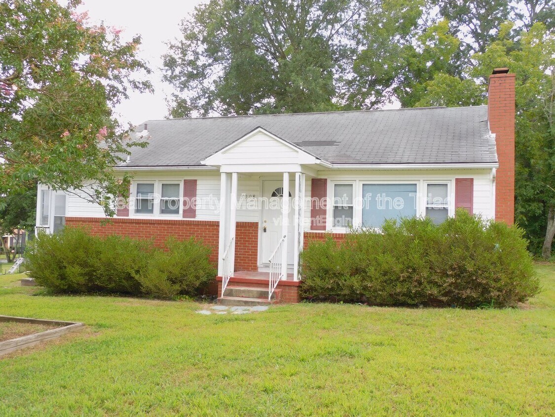 Primary Photo - 3908 Lacy Ave
