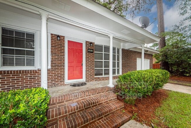 Photo - 1010 Yorktown Dr House