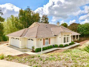 Building Photo - 1844 Palomares Rd