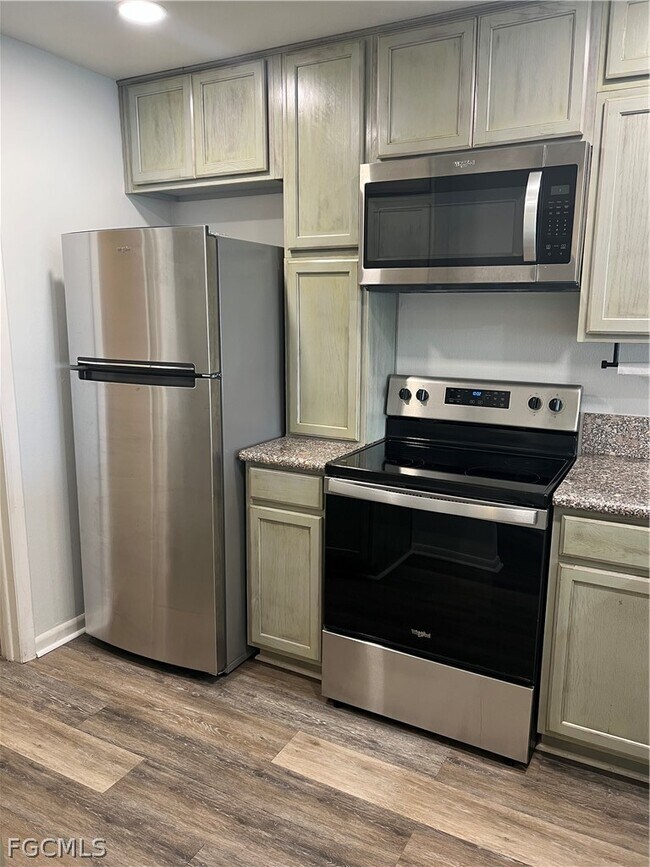 Building Photo - 1908 SE 43rd St