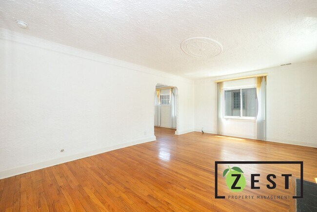 Foto del edificio - 17352 Roselawn St