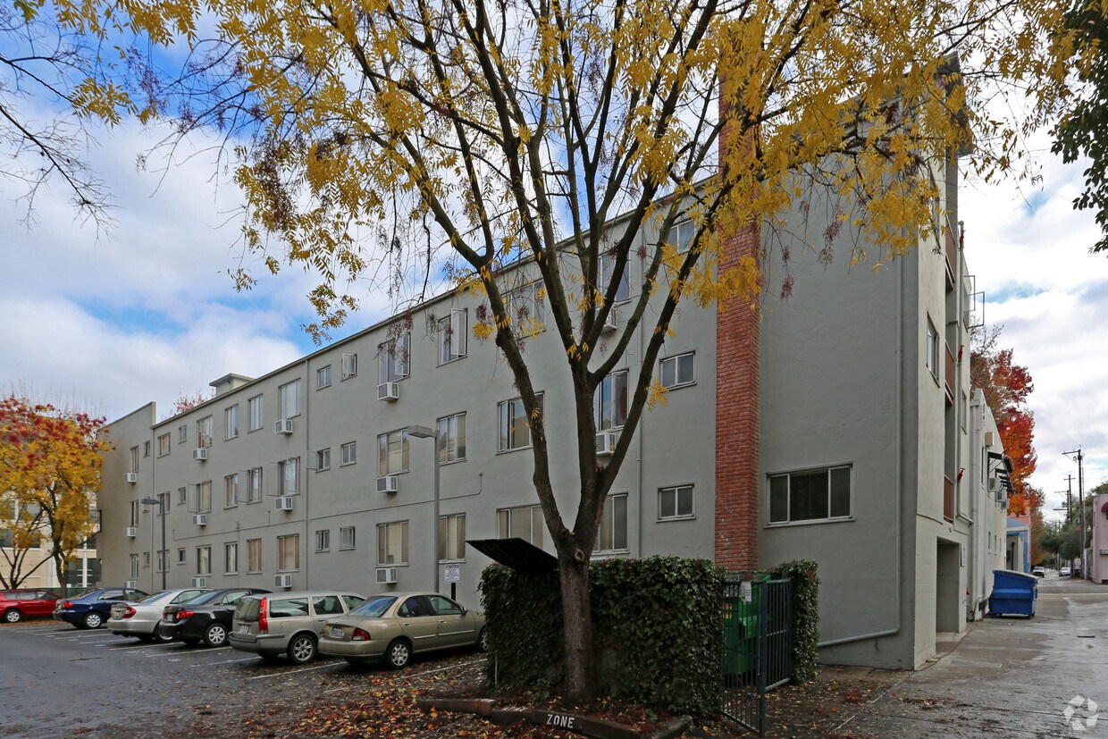 Foto del edificio - Judith Manor