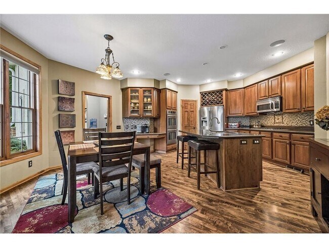 Building Photo - 18464 Farmstead Cir