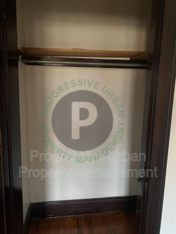 Foto del edificio - 1442 W 101st St