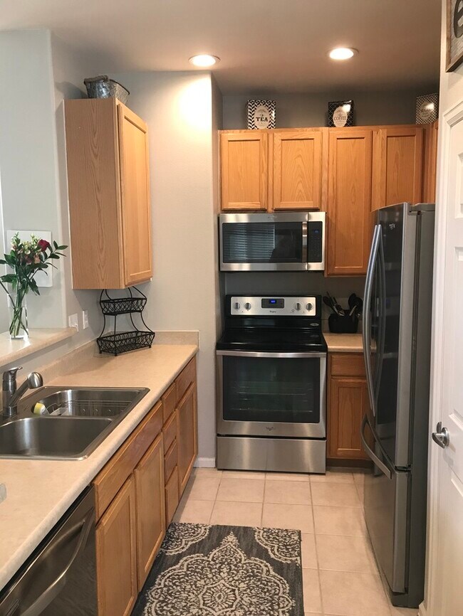 Foto del edificio - Gorgeous Townhome in Highlands Ranch