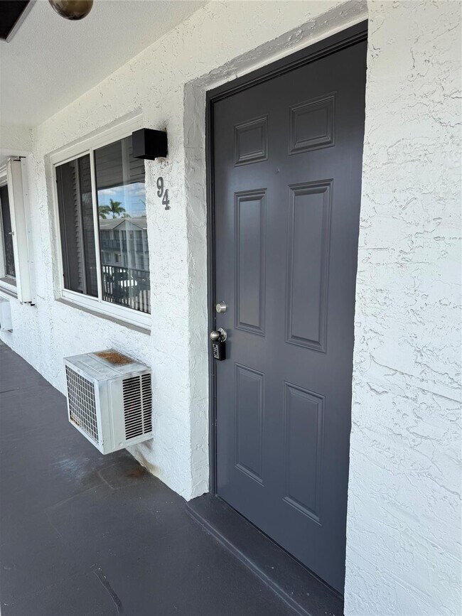 Foto del edificio - 1818 E Oakland Park Blvd