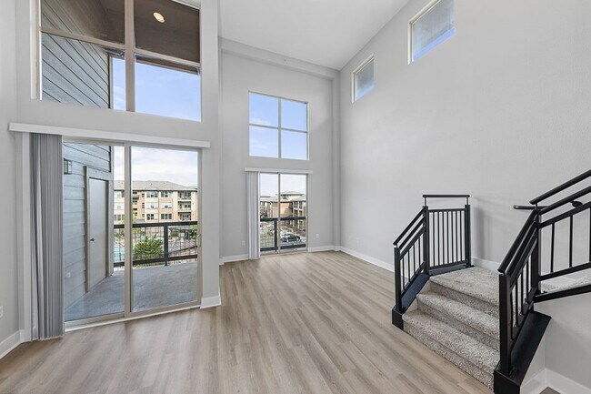 Foto del edificio - The Flats at Inverness