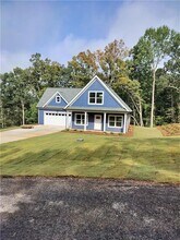 Building Photo - 41 College Heights