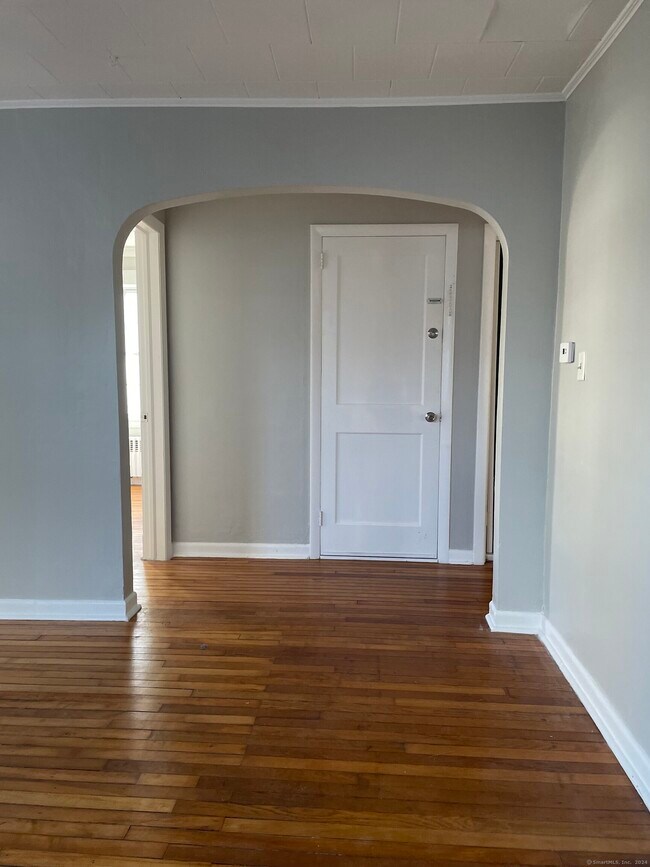 Building Photo - 16 Dudley St