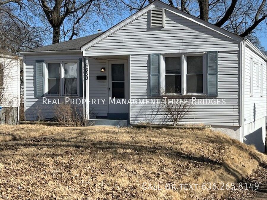 Primary Photo - New Rehabbed 2-Bedroom Awaits You