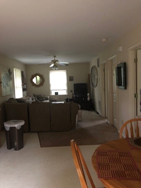 Foto del edificio - 5285 Markwood Rd