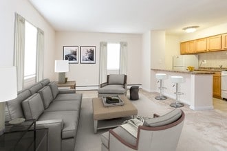 Bromley House photo'