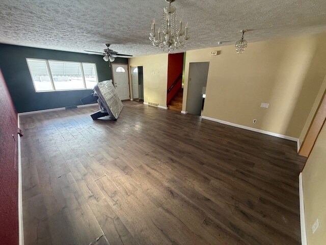 Foto del edificio - 6421 Terre Dr