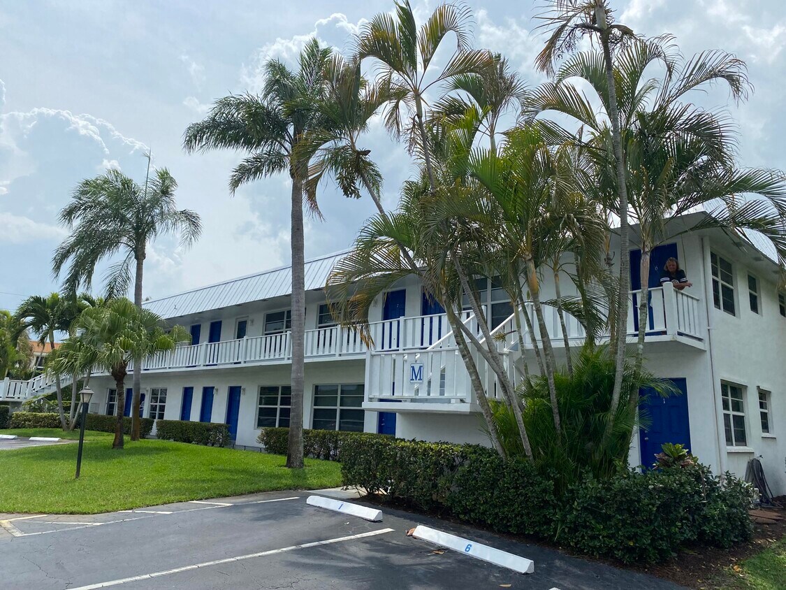 2929 SE Ocean Blvd Unit M3, Stuart, FL 34996 Condo for Rent in Stuart