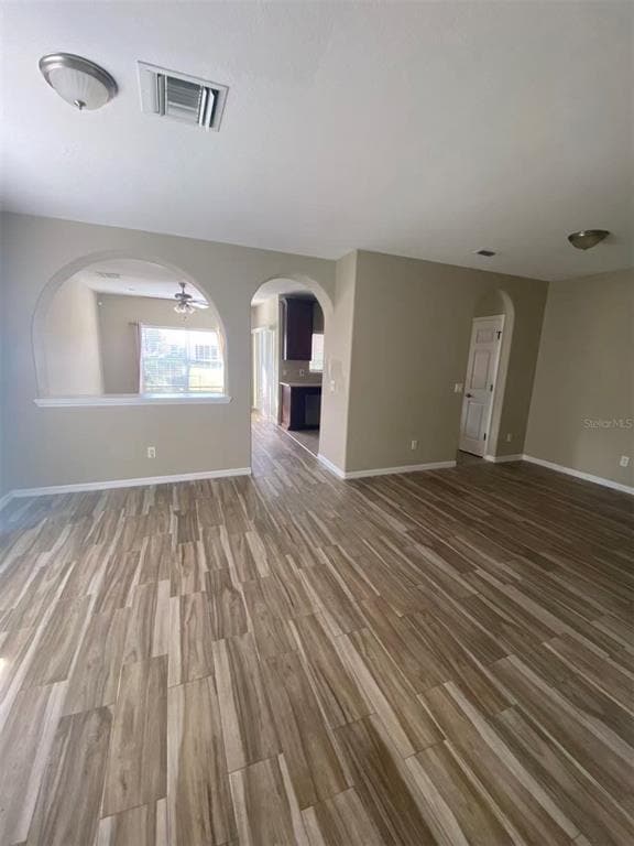 Foto del edificio - 2947 Willowleaf Ln