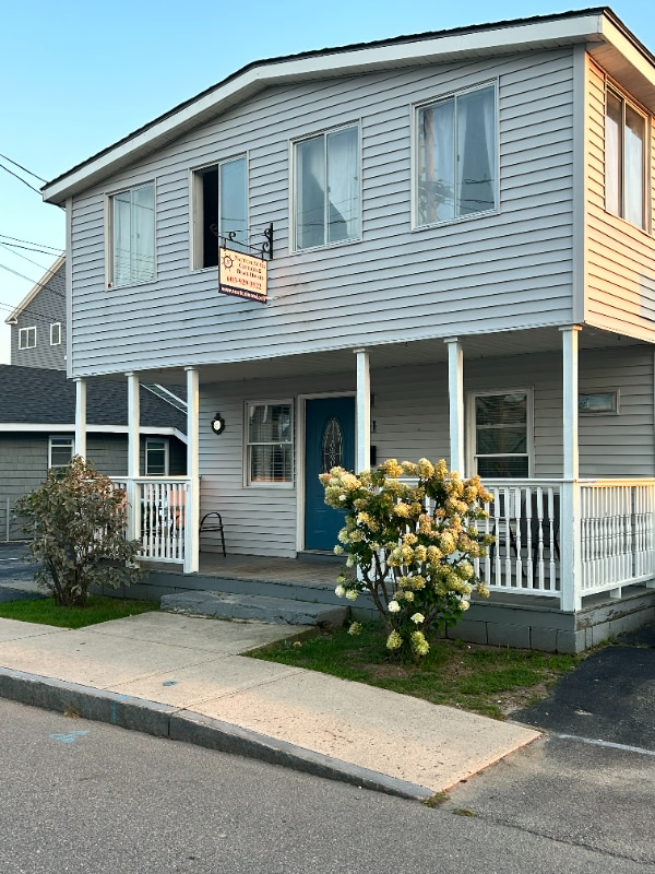 Building Photo - 21 M St