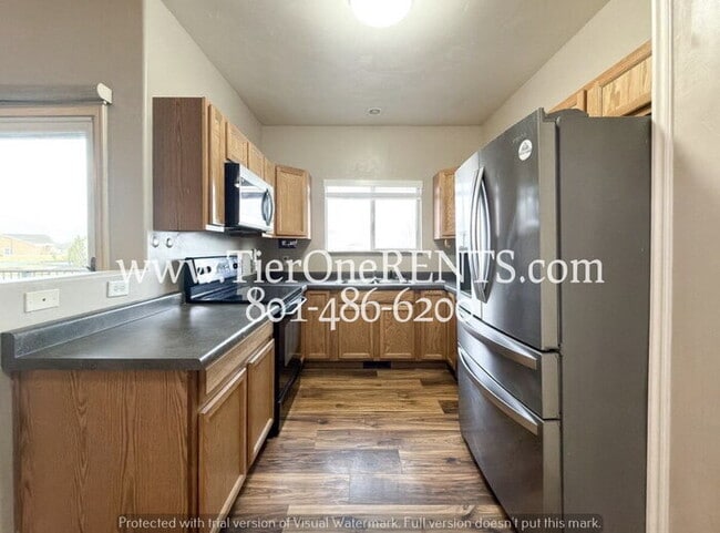 Building Photo - NO DEPOSIT option available for qualified renters
