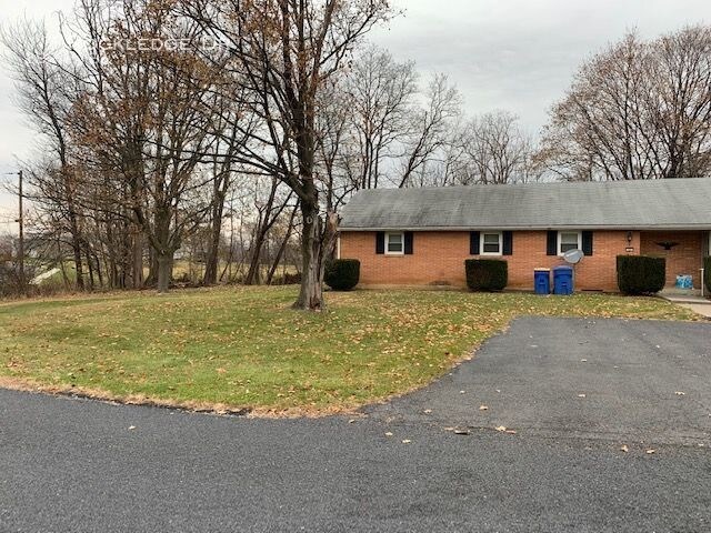 Building Photo - 17 Rockledge Dr