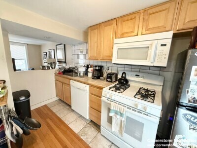 Building Photo - 65 Preble St