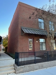 Building Photo - 325 E Gadsden St