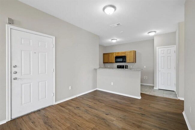 Foto del edificio - Stylish Living in the Heart of Princeton!