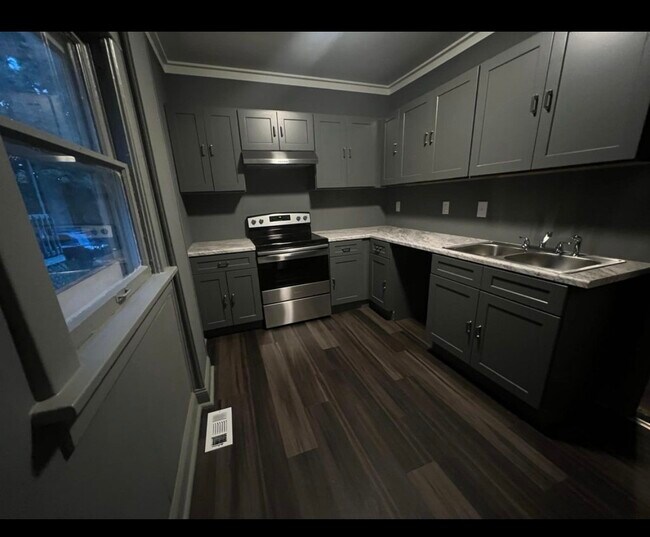 Foto del edificio - 415 Askew Ave