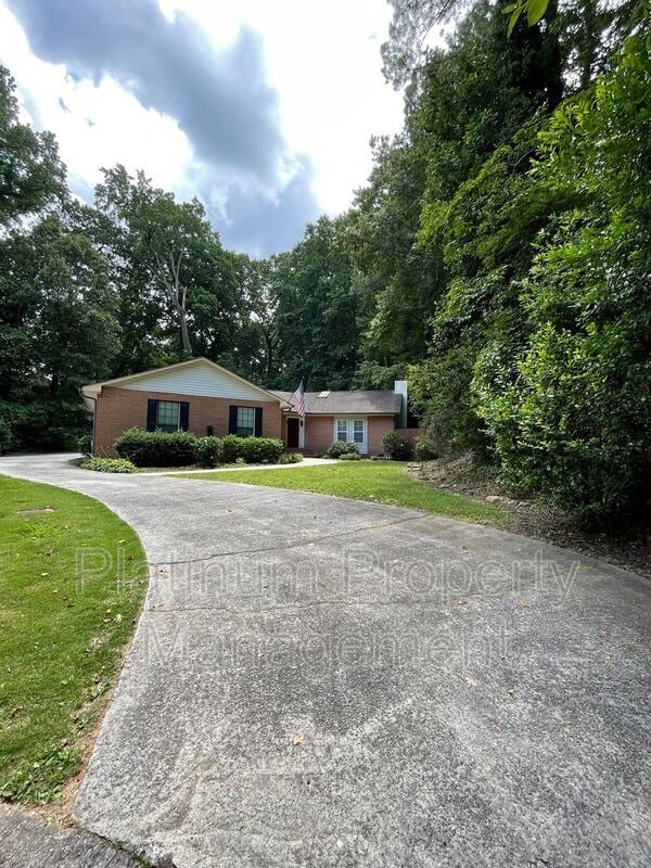 Building Photo - 2991 Black Bear Dr