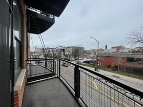 Building Photo - 2 S Leavitt St