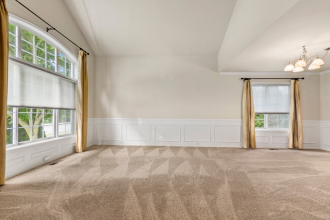 Building Photo - 6132 Clubhouse Ln