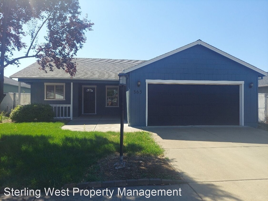Primary Photo - 3 br, 2 bath House - 365 Bradley Way