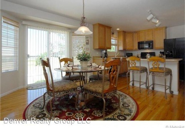 Foto del edificio - 3 br, 3 bath House - 23626 E Mississippi Cir