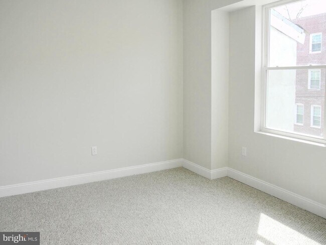 Foto del edificio - 321 N Preston St