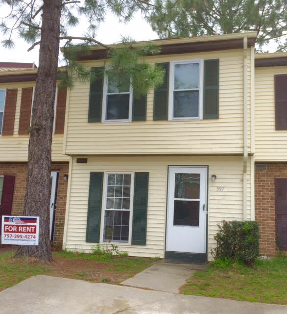 397 Union St, Hampton, VA 23669 Townhouse for Rent in Hampton, VA