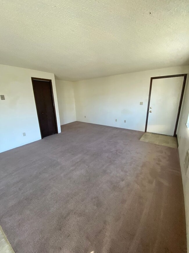 Foto del edificio - Ash St. Duplex