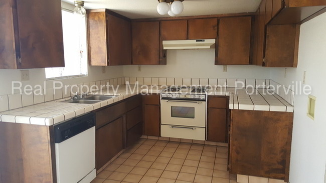 Foto del edificio - 1061 Stonegate Cove Dr