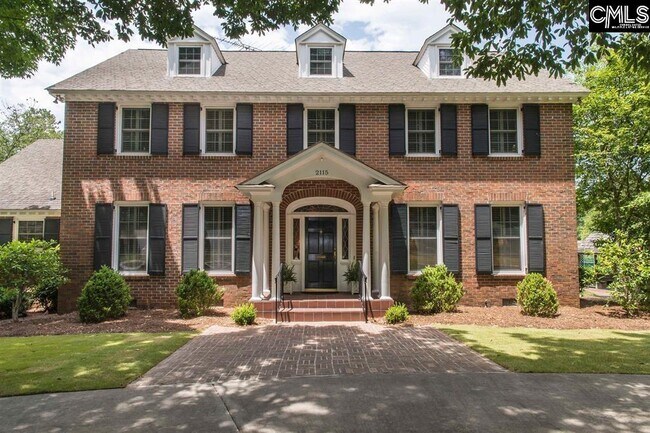 Foto del edificio - 2115 Pinehurst Dr